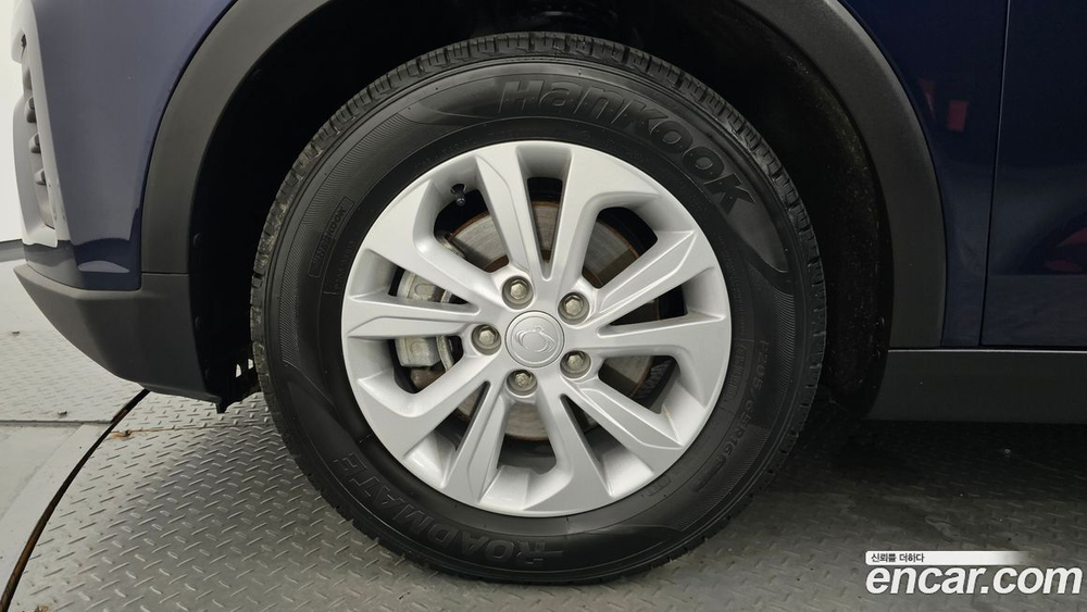 KG Mobility (Ssangyong) Very New Tivoli Бензин 1.5 2WD (07.2020)