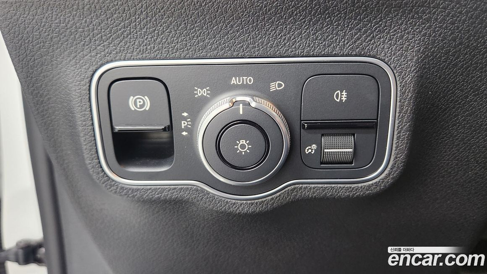 Mercedes-Benz GLB-Class X247 GLB250 4MATIC (10.2023)