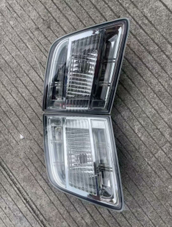Задние фонари LED Mazda 8 (правый руль, Япония)