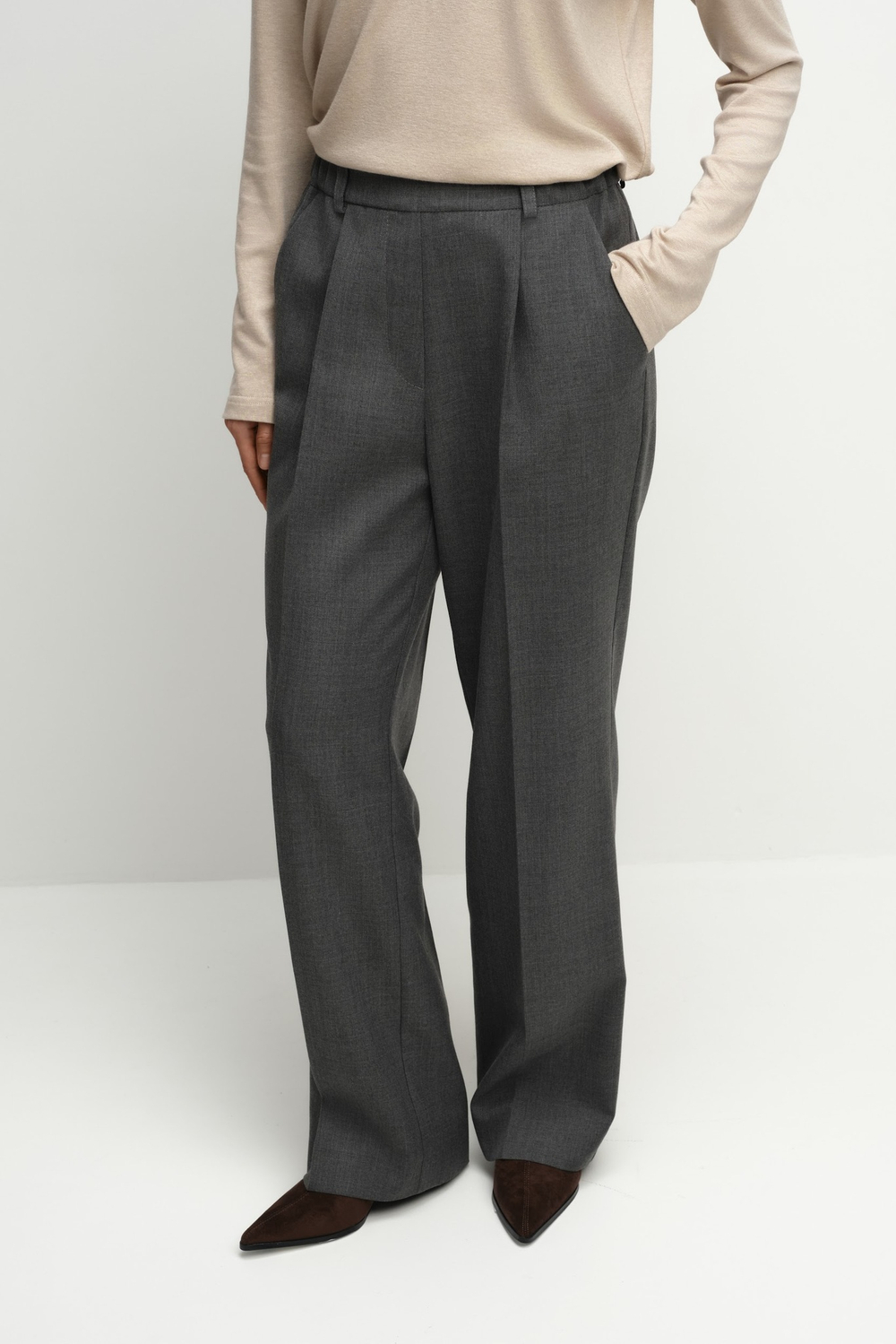 Брюки прямые на резинке