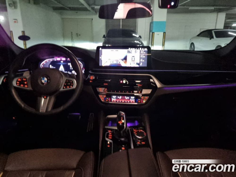BMW 5 Series (G30) 530i M Sports (08.2021)