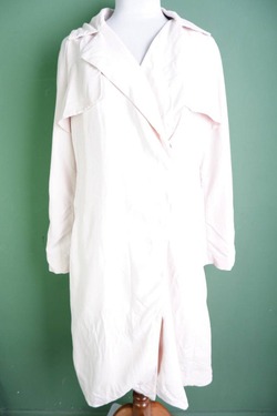 Плащ H&M для теплой осени, маркировка 40, визуально на 46 размер