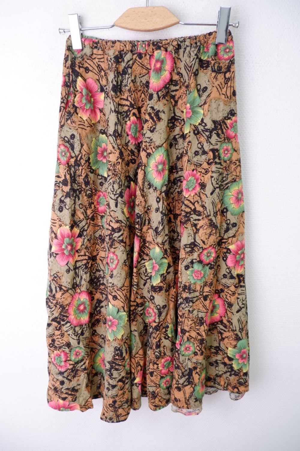 Юбка с цветочным принтом 44 размер