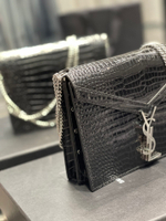 YSL Cassandra Medium 22 cm