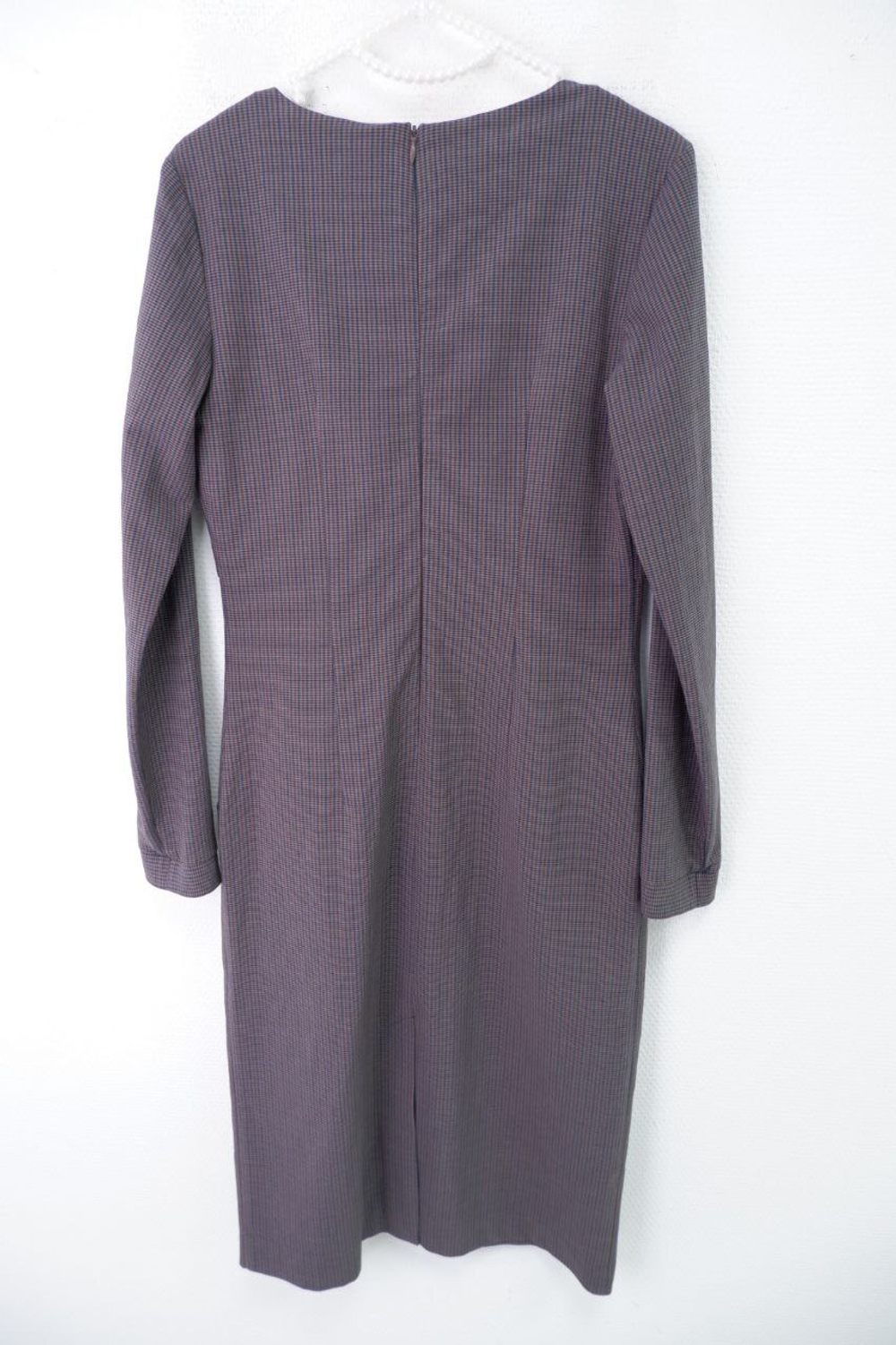 Платье Magda лаконичное 44 размер, новое