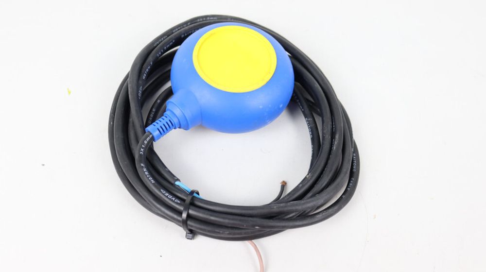 FLOAT SWITCH