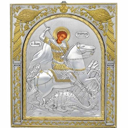 Икона Георгия Победоносца в серебряном окладе.