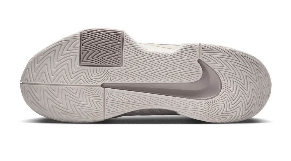 Мужские кроссовки теннисные Nike Zoom GP Challenge Pro Premium - белый