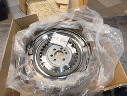 Маховик с 6 отверстиями и 132 зубьями 4150521090