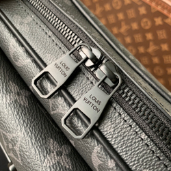 Louis Vuitton Steamer Messenger Bag