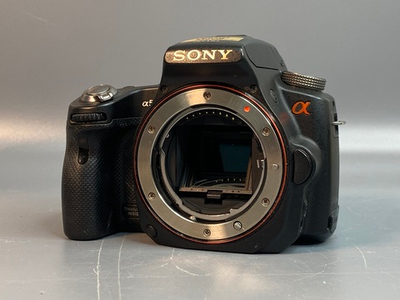 Sony A55 Kit DT 18–55 мм F3.5–5.6 SAM