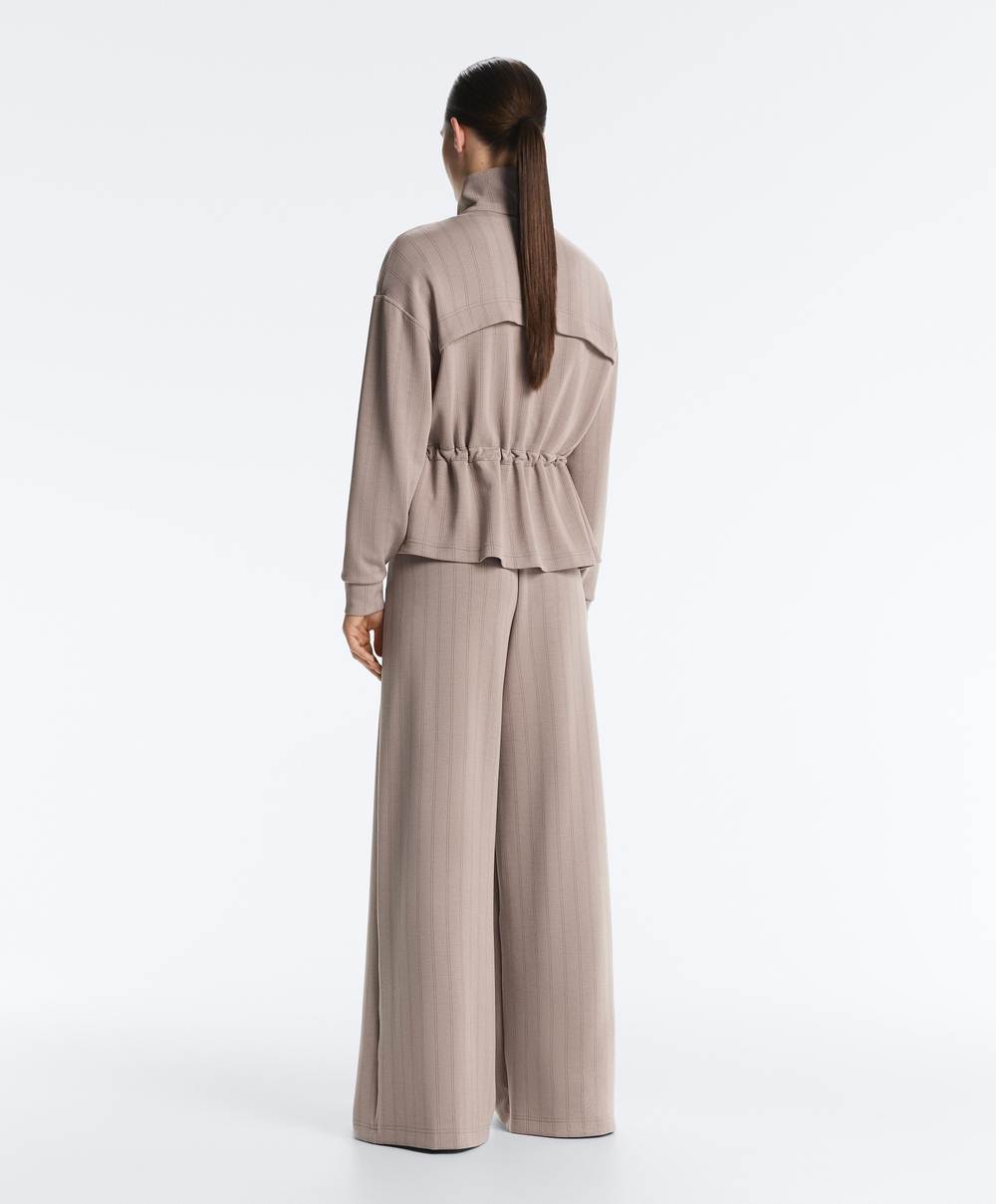 Oysho Мягкая куртка с регулируемой талией и высоким воротником, светло-серый