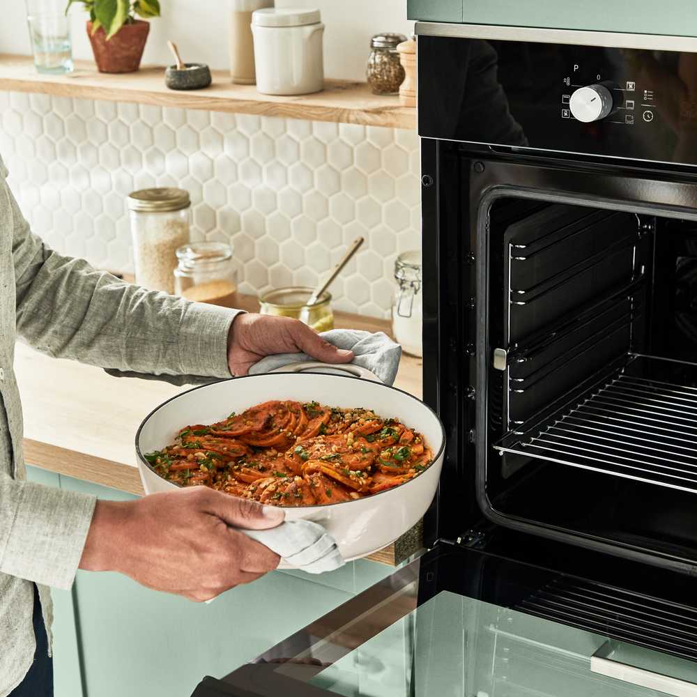 Сотейник с крышкой Tefal LOV 28 см E2597204
