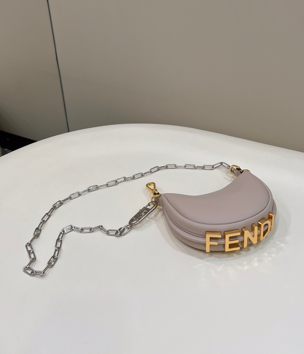 Fendi Fendigraphy Nano 16 cm