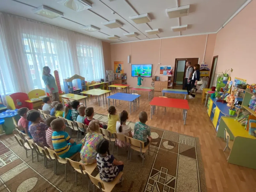 Интерактивная панель Air 32"