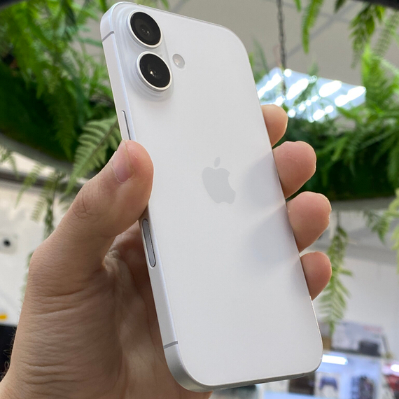Apple iPhone 16 256Gb