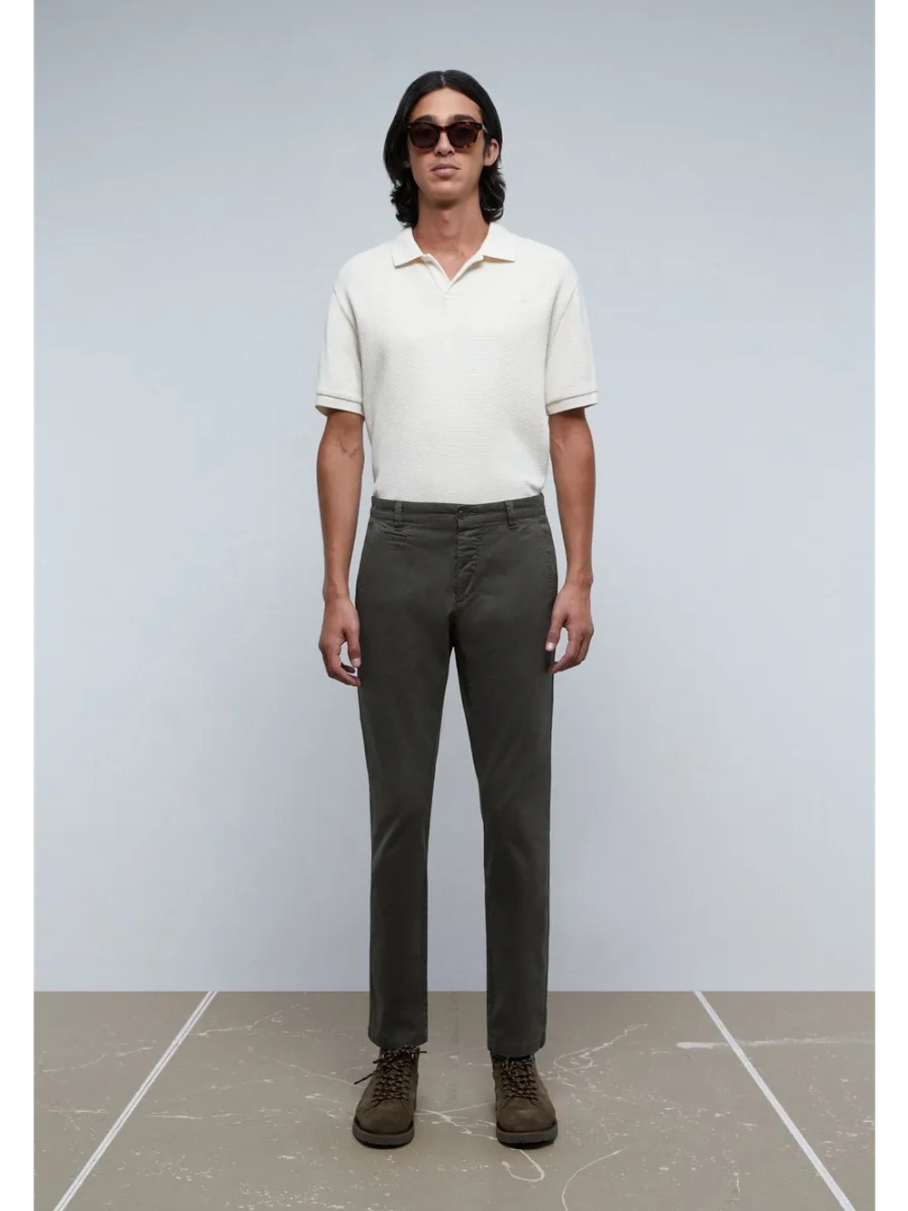 Брюки чиносы