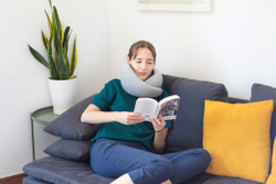 Подушка OstrichPillow Go Neck Pillow