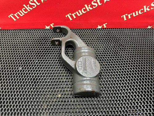 Кронштейн амортизатора переднего левого 2019г