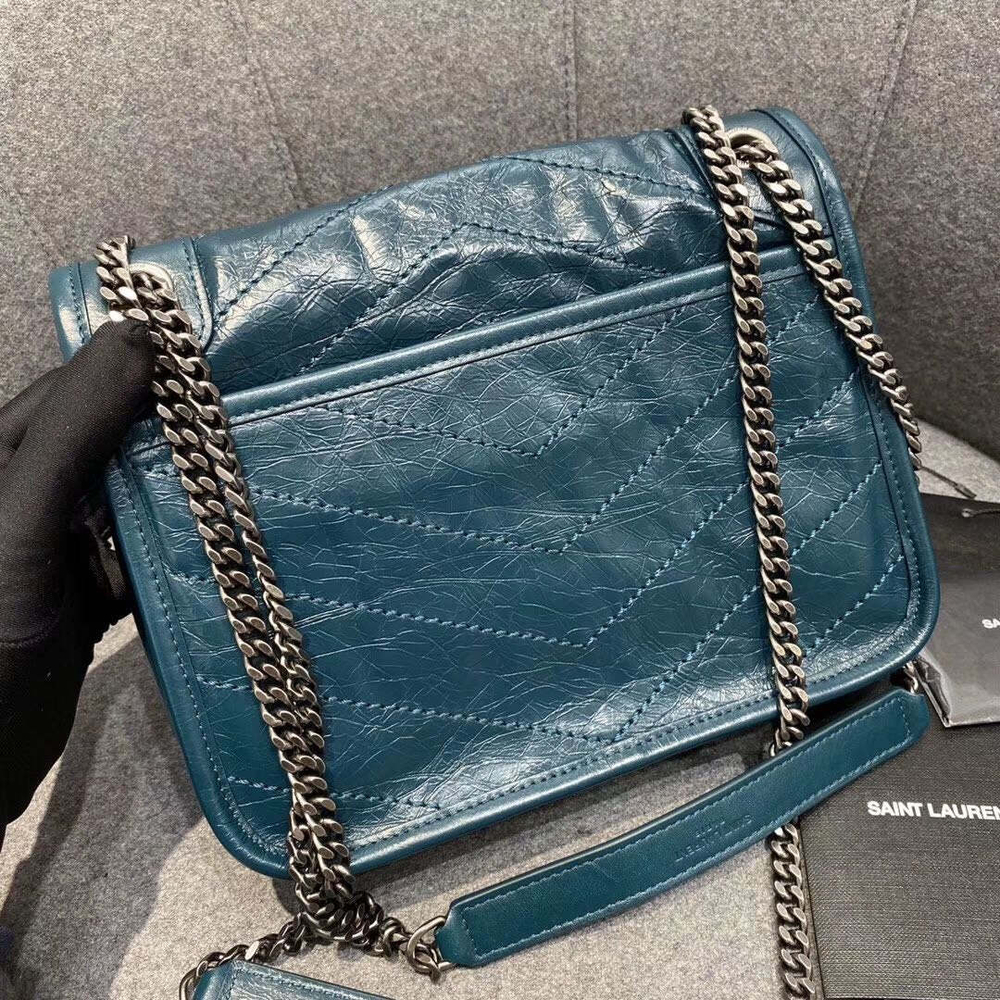 Yves Saint Laurent Niki 22 cm