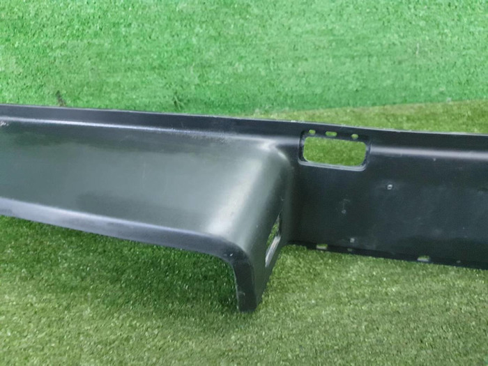 Накладка заднего бампера верхняя Mercedes X W470 (2017-2020)