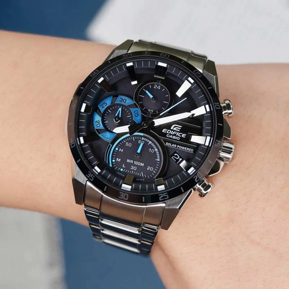Часы Casio EQS-940DB-1B