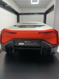 Модель BMW масштабная Vision M next 2019 1:18