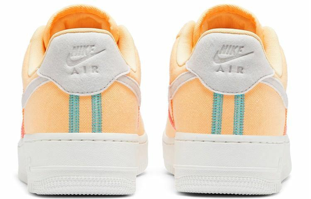 Кроссовки Nike Air Force 1 07 Lx (Женская размерная сетка)