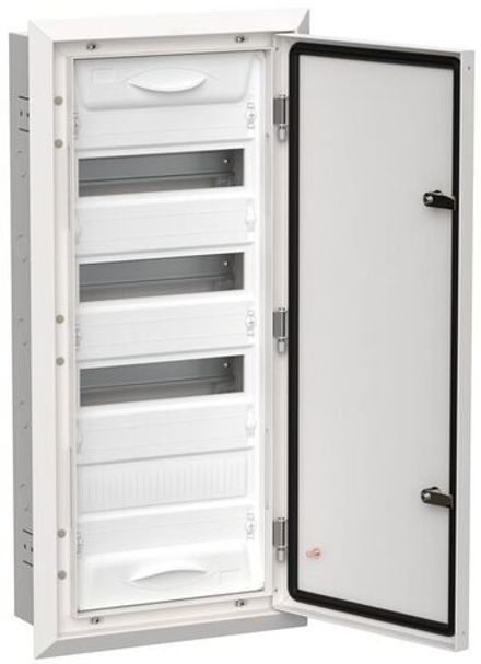 Корпус ЩРв-48 (1х48) TITAN 5 755х365х130 IP31 метал. бел. IEK TI5-50-V-048-31