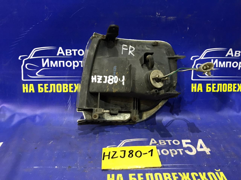 Габарит правый TOYOTA LAND CRUISER 1994