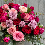 Достойный имени розы букет