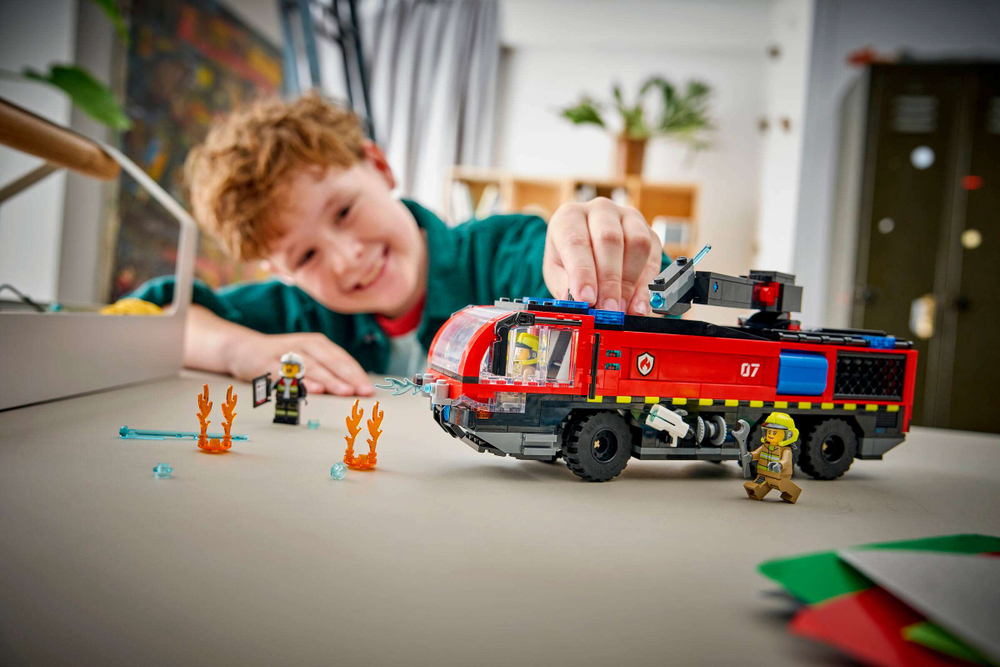 Конструктор LEGO City 60499 Airport Fire Truck