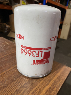 Фильтр масляный Fleetguard  LF3664