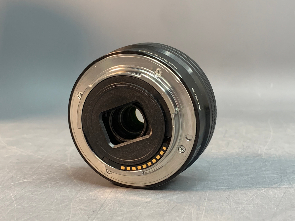 Sony 16-50mm f/3.5-5.6 OSS нерабочий