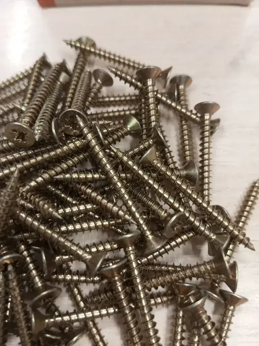 Саморез 4 x 40 мм 200 шт. 0.010 кг.