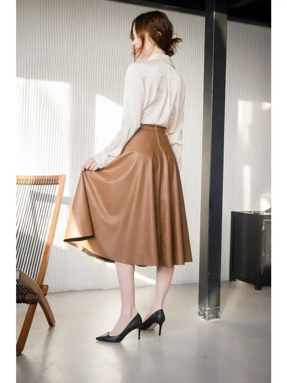 Юбка кожаная миди трапеция