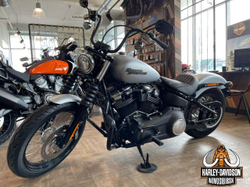 Softail Street Bob 2020 BARRACUDA SILVER DENIM с доп оборудованием