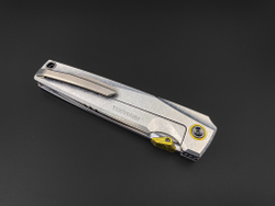 Складной нож Asesino M390 CrystalTi