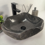 Раковина из речного камня RS-65190 42*38*15 0861