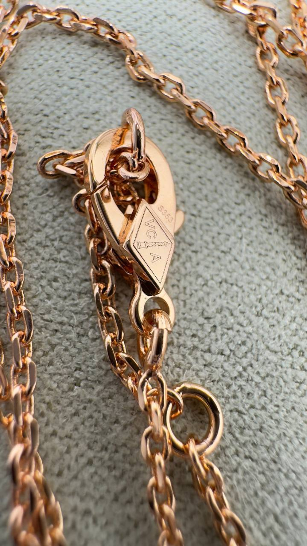 Кулон Van Cleef & Arpels