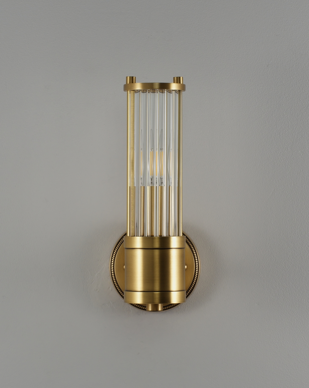 Светильник настенный Moderli V11020-1W Brass