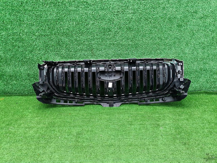 Решетка радиатора Geely Monjaro (2021-н.в.)