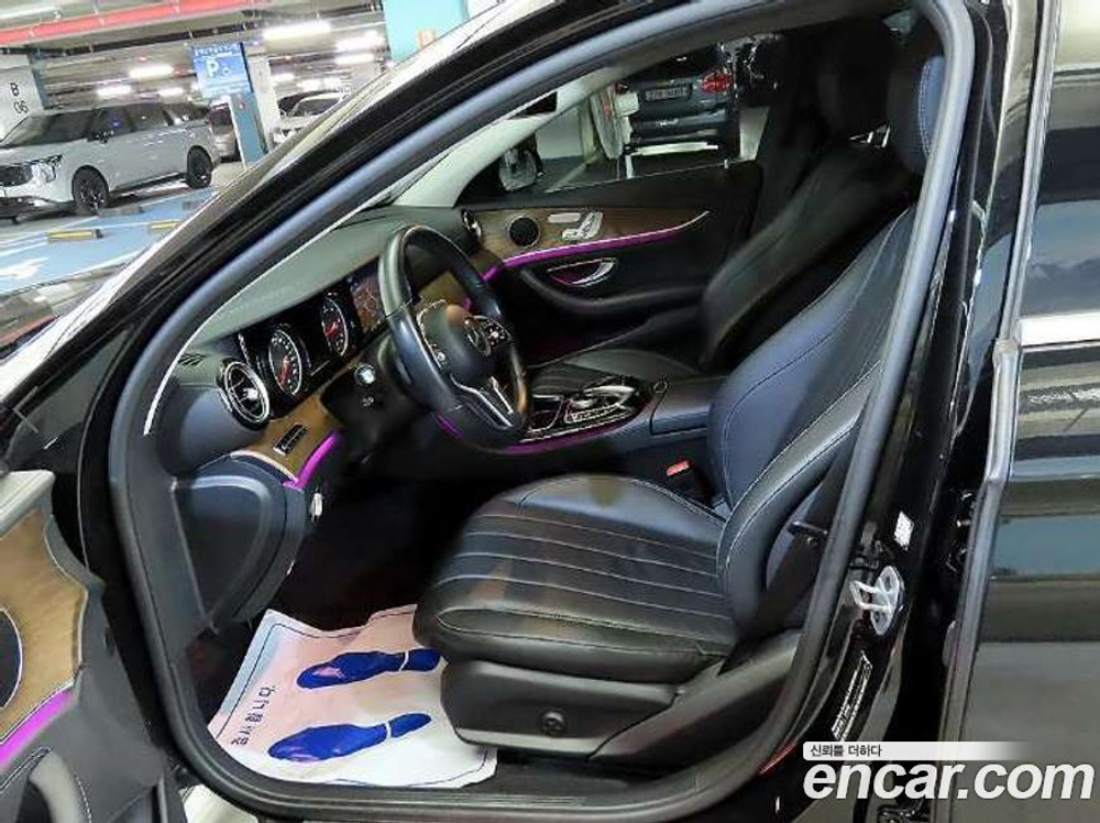 Mercedes-Benz E-Class W213 E220d Exclusive (12.2019)