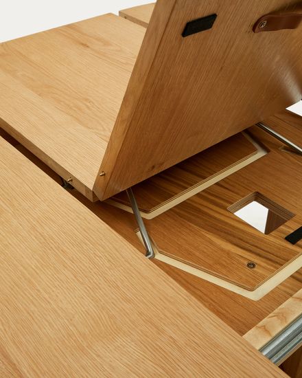 Круглый раздвижной стол Artis из массива дуба и шпона, 150 (200) см x 80 La Forma Испания