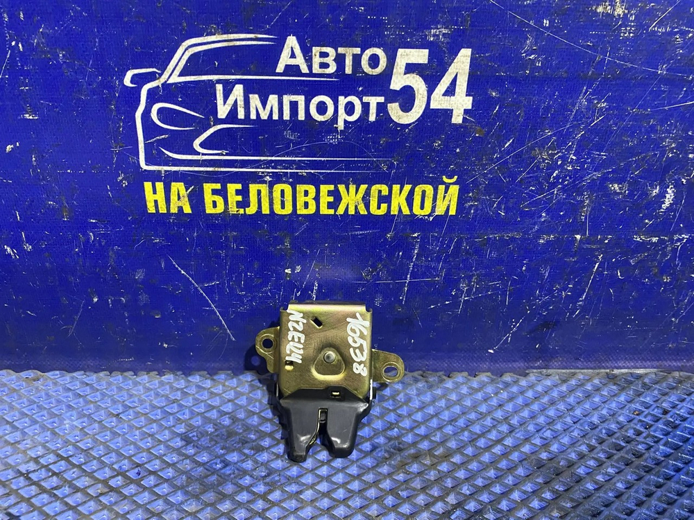 Замок багажника TOYOTA COROLLA 2004-2006