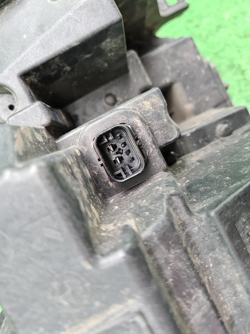Битая Фара левая BMW 8er G14 G15 G16 (18-22) Laser