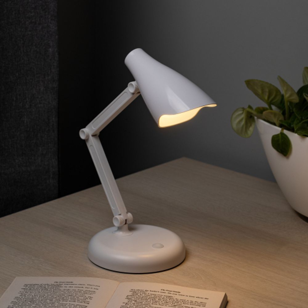 Настольный светильник ЭРА NLED-515-4W-W светодиодный белый | Светодиодные настольные лампы