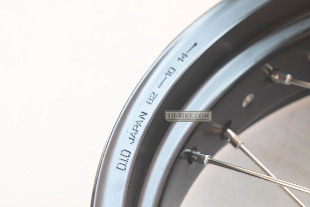 42650-KZZ-A21.  WHEEL SUB ASSY,RR. BLACK COLOR. CRF250M. motard.