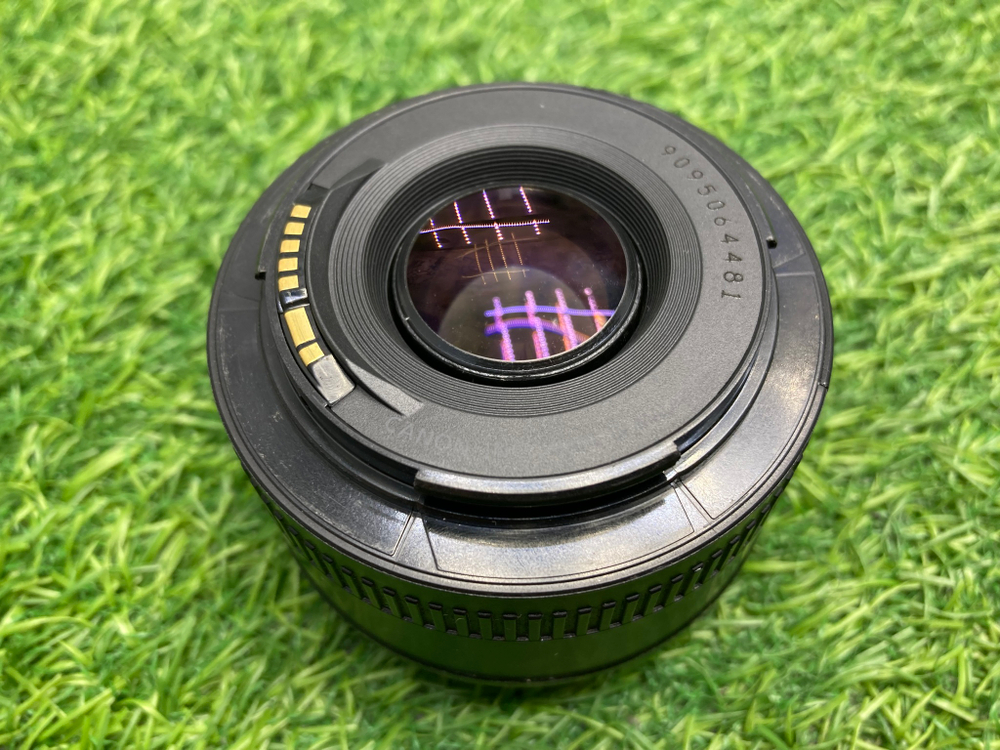 Canon EF 50mm 1.8 II