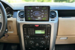 Магнитола для Land Rover Discovery 3 2005-2009 (круглые углы) - Vaycar VA99-0010 на Android 13, 8-ядер, 4G SIM-слот